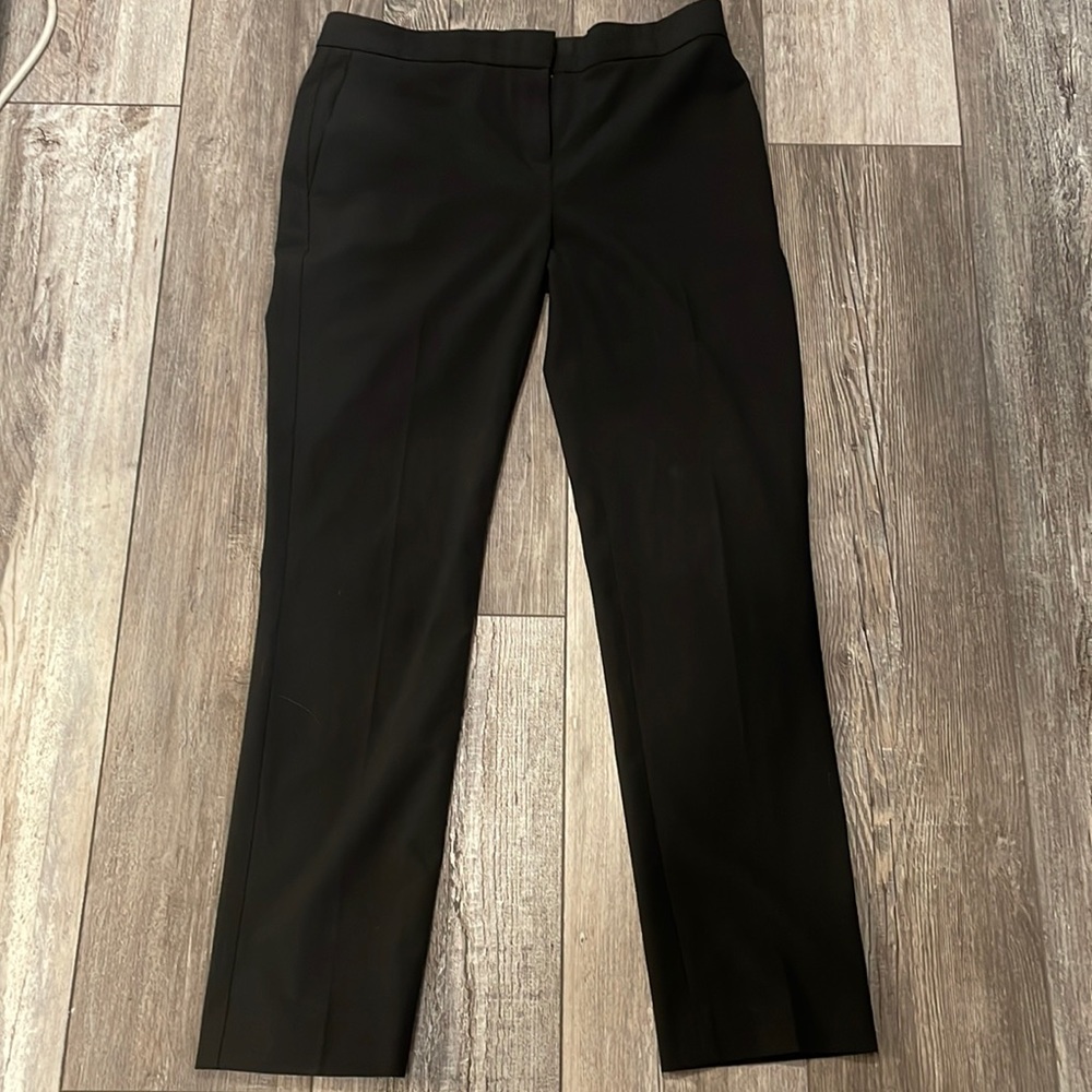 Ann Taylor black professional/formal pants. Size 0. With front and back pockets